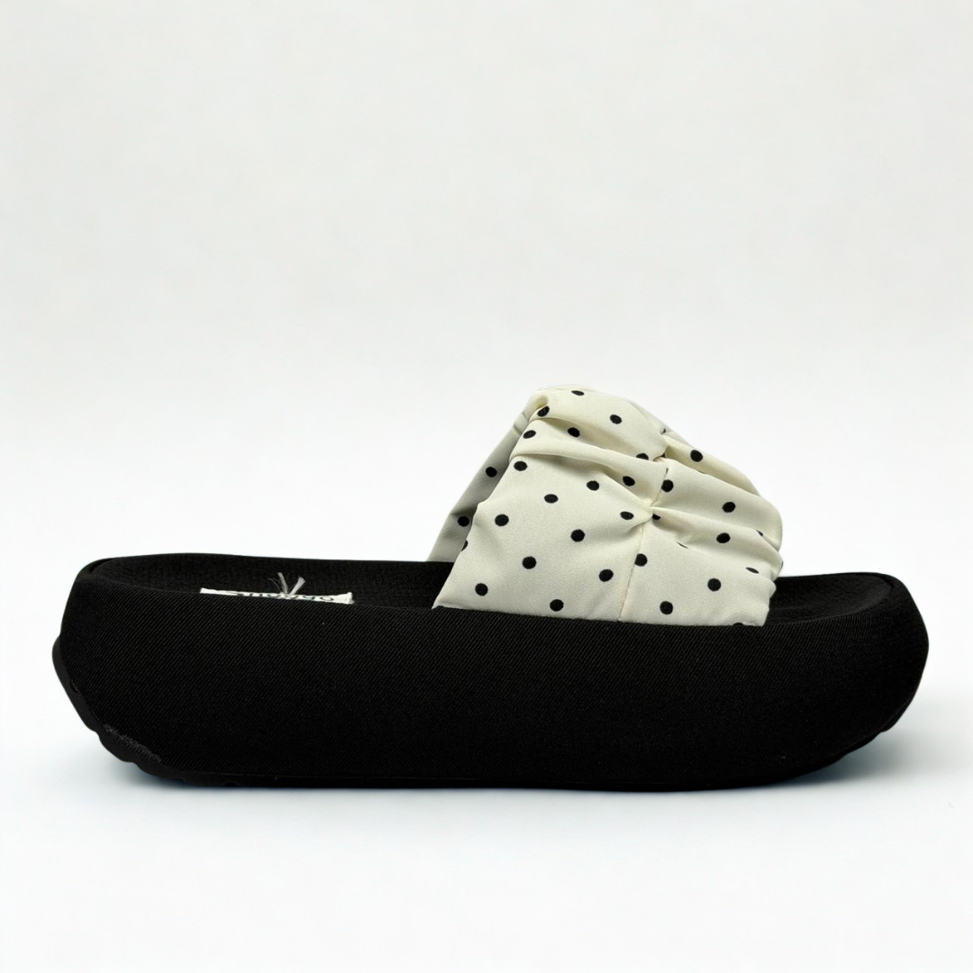 Slipper B082