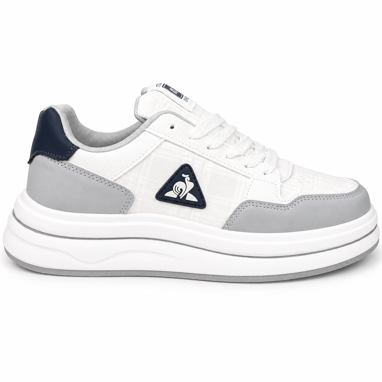 Aero Platform Sneaker