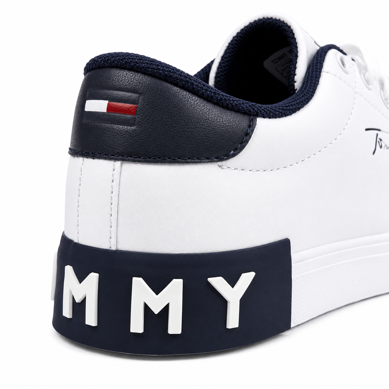Tommy Hilfiger Essential Court Sneaker – White/Navy