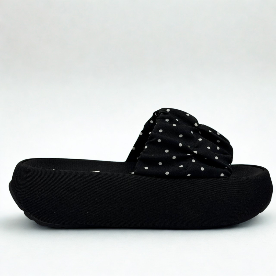 Slipper B082
