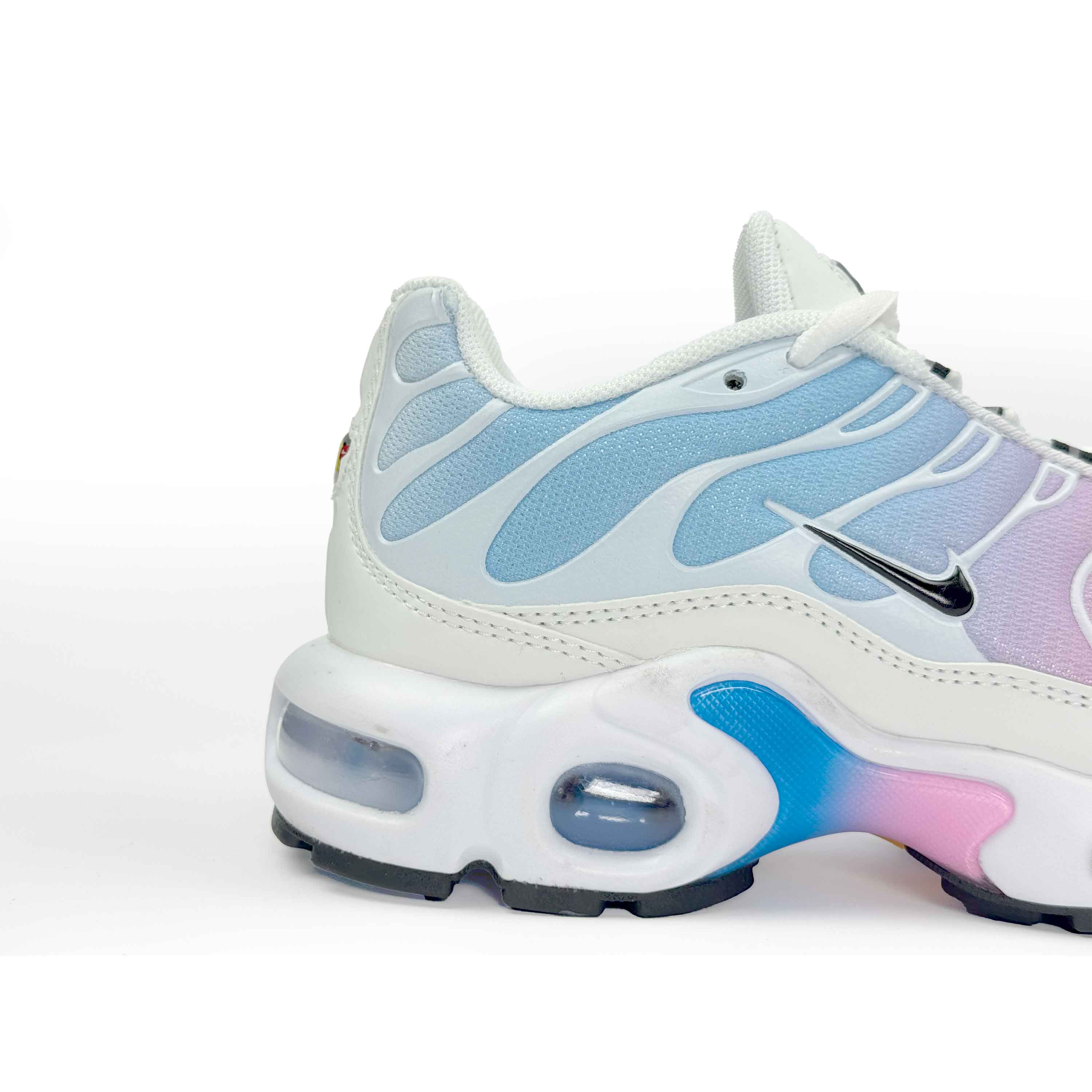 NIKE AIR MAX PLUS TN