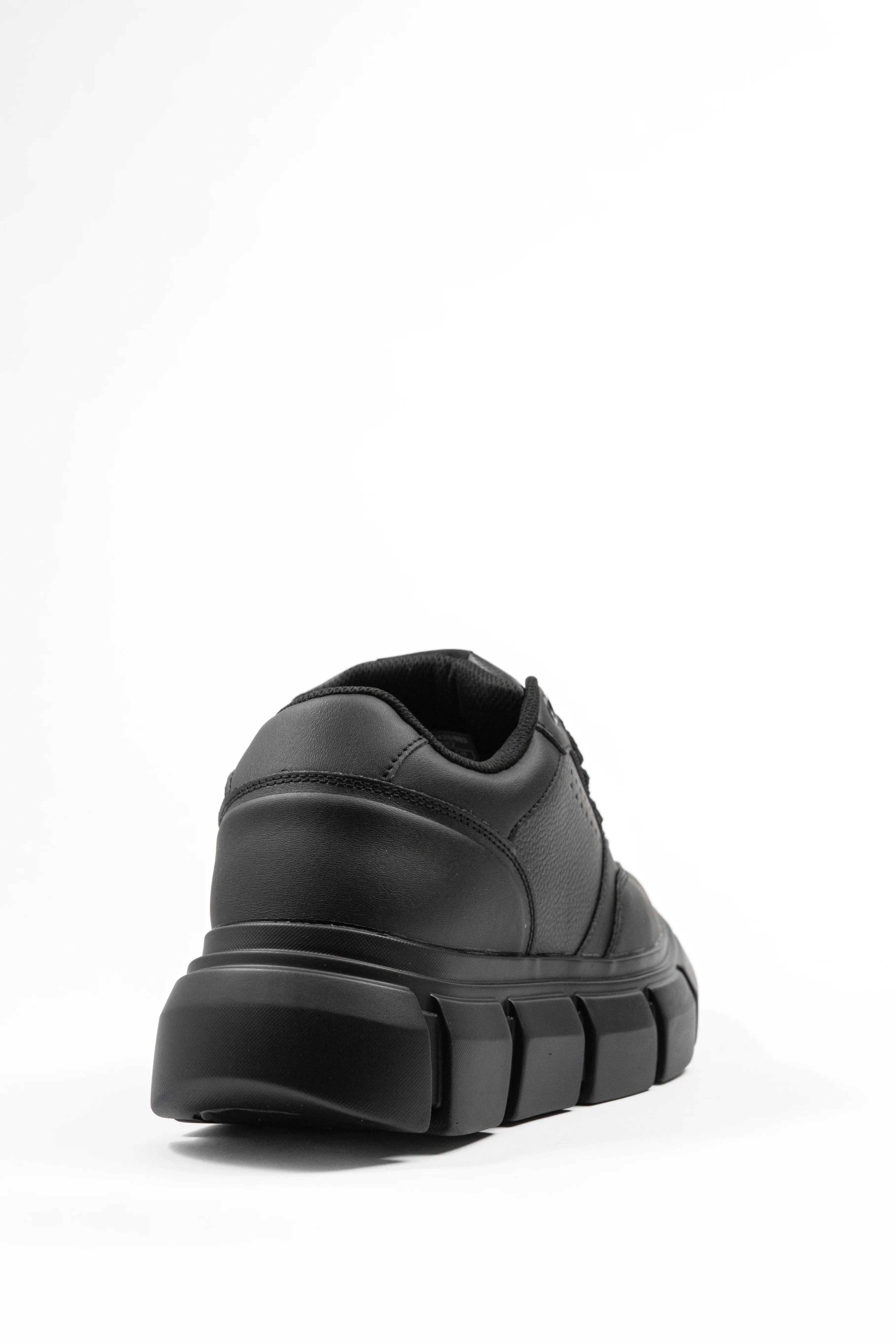 Zara Chunky Lace Up Sneakers Man