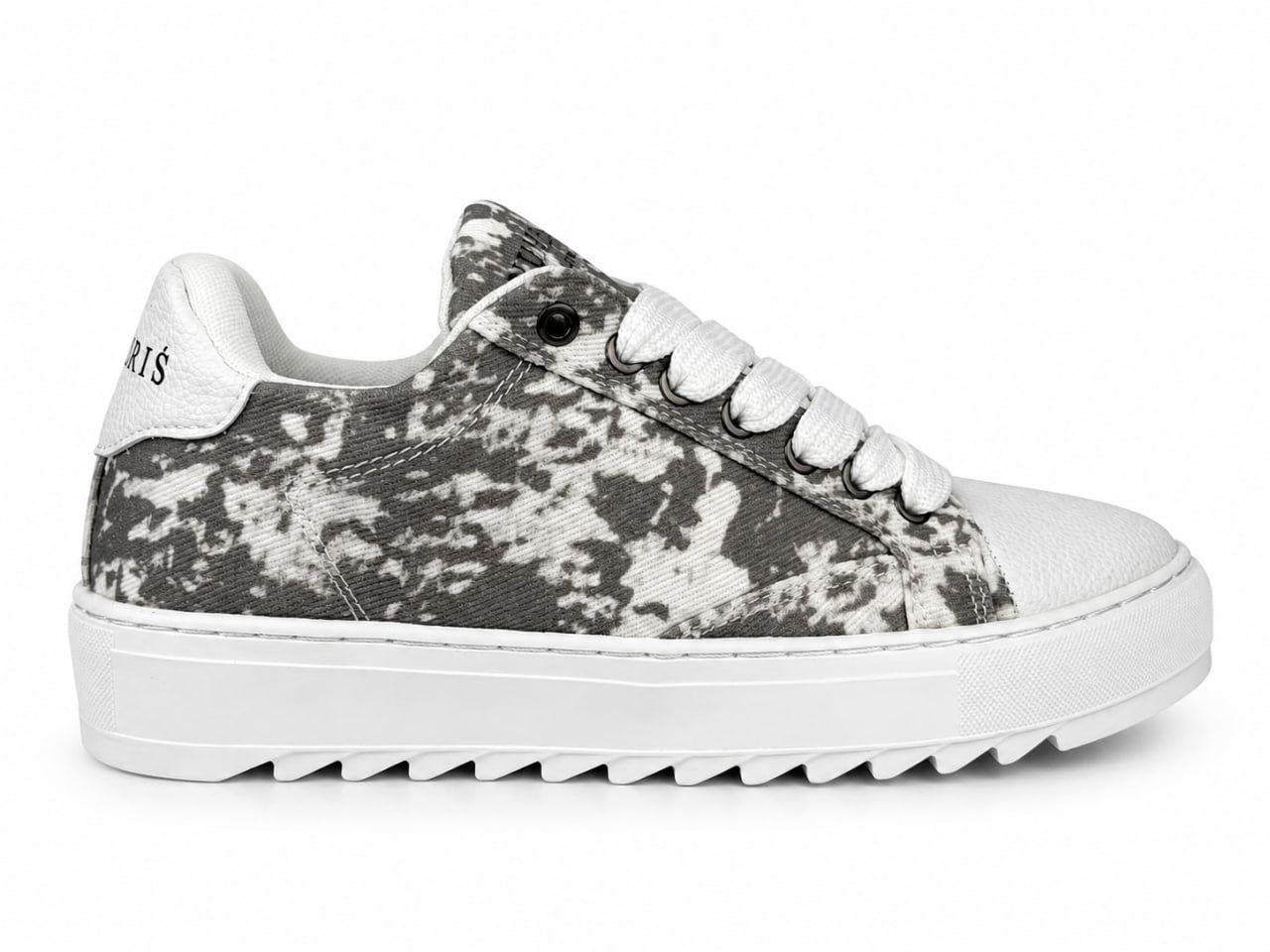 Numeris Low-Top Platform Sneaker – Grey & White