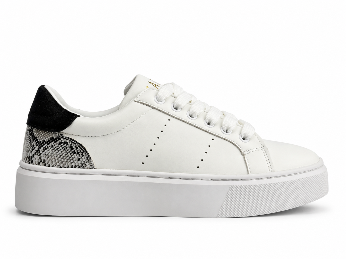 Zara H26_2 – White / Black
