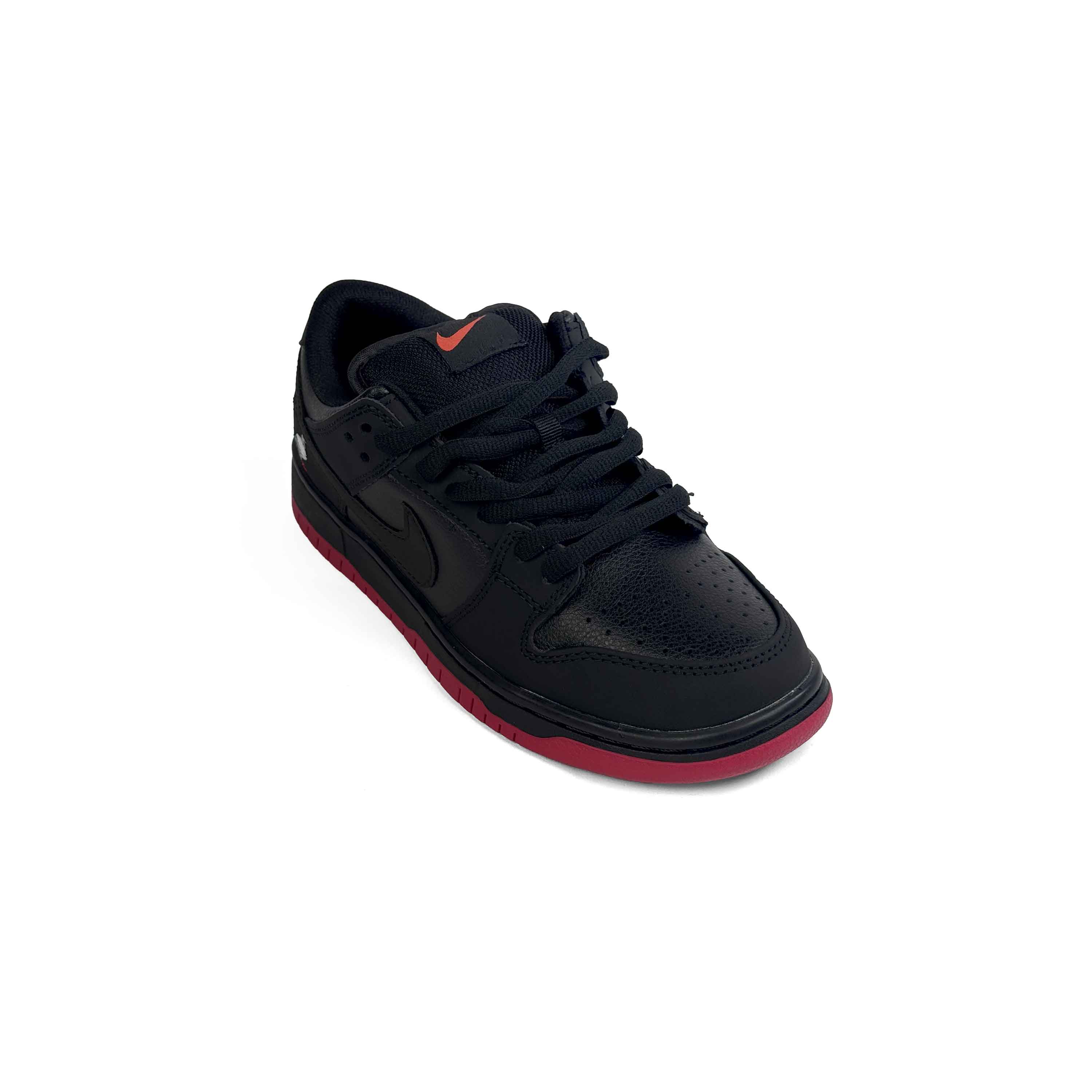 Nike SB Dunk Low TRD QS "Black Pigeon