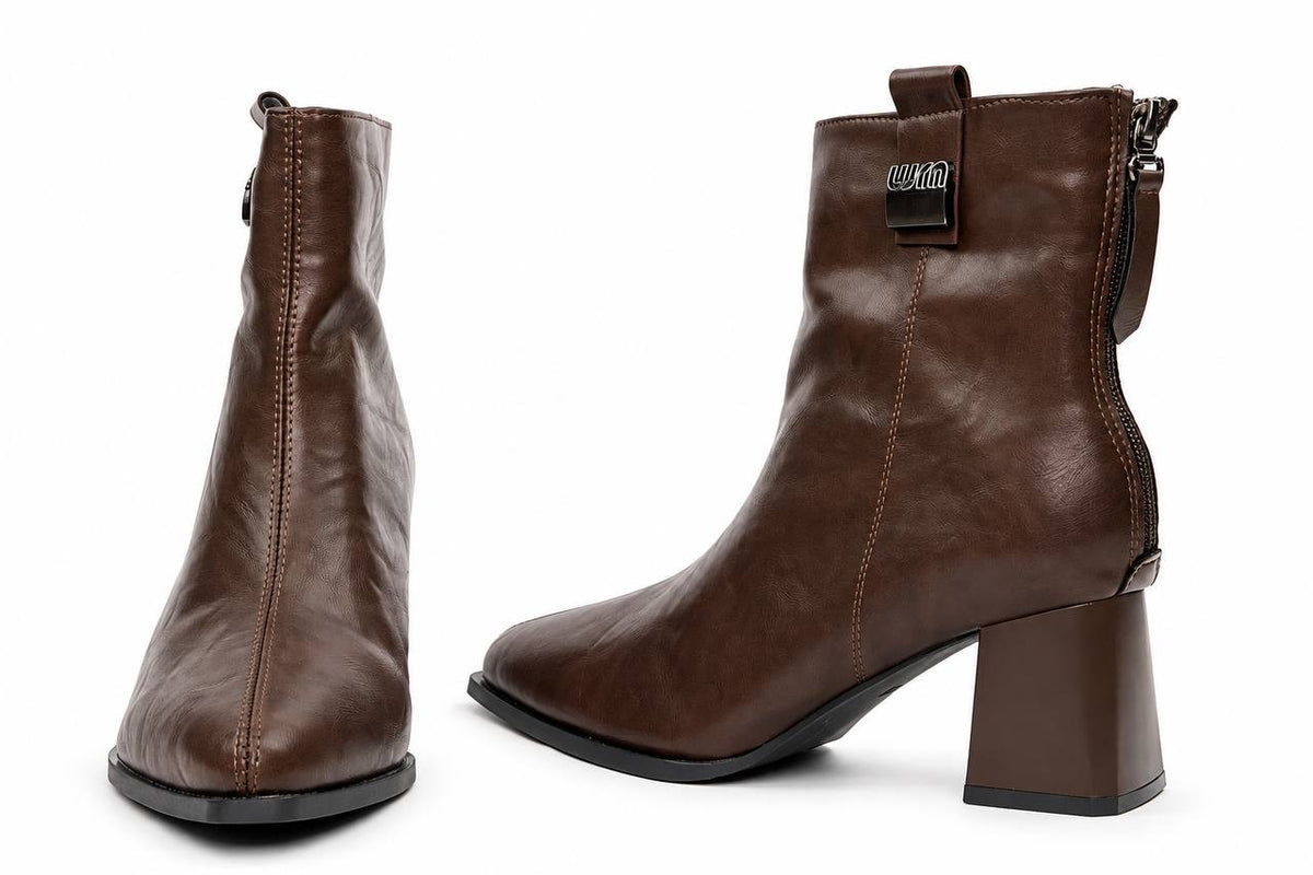 Boots 33-8
