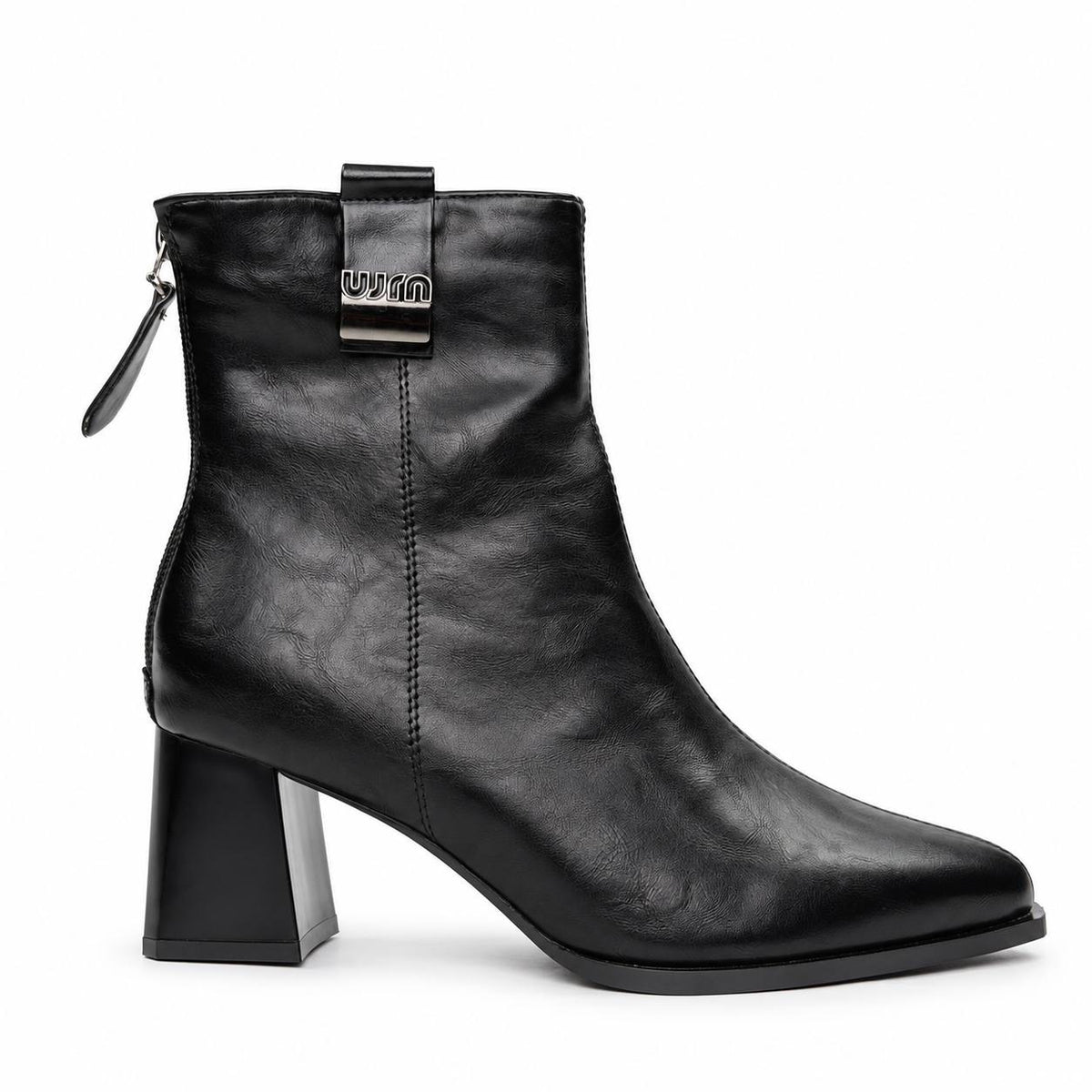 Boots 33-8