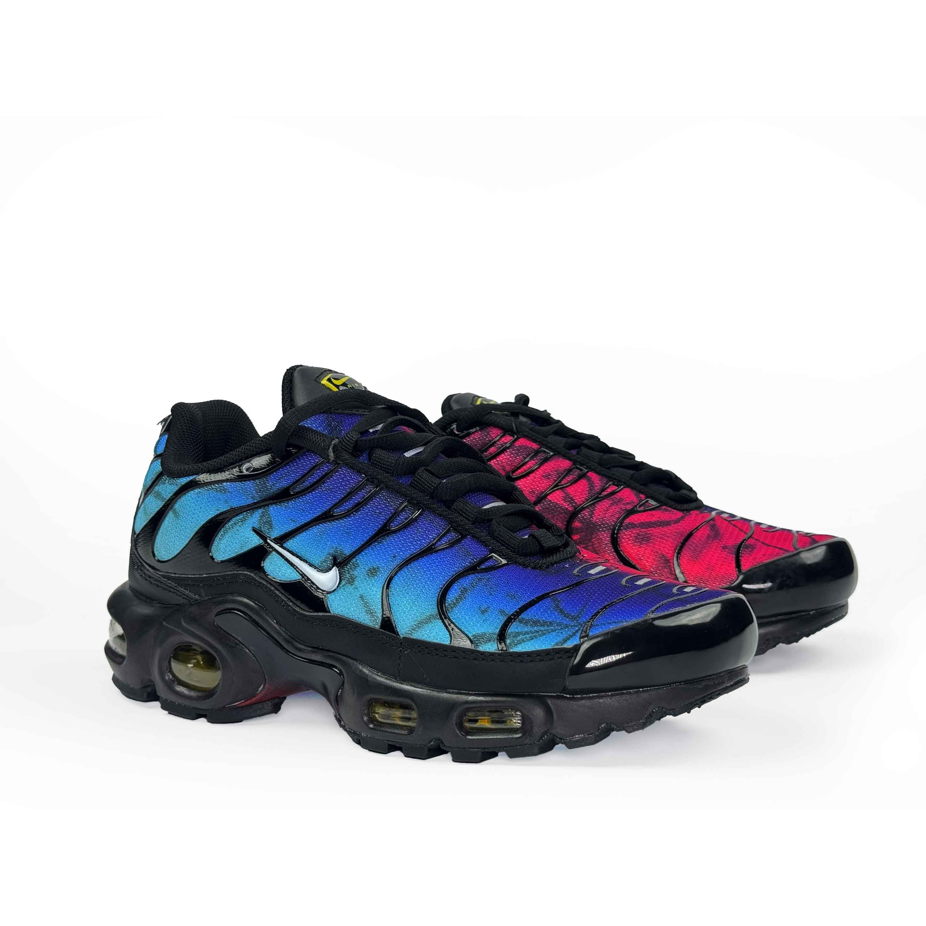 NIKE AIR MAX PLUS TN