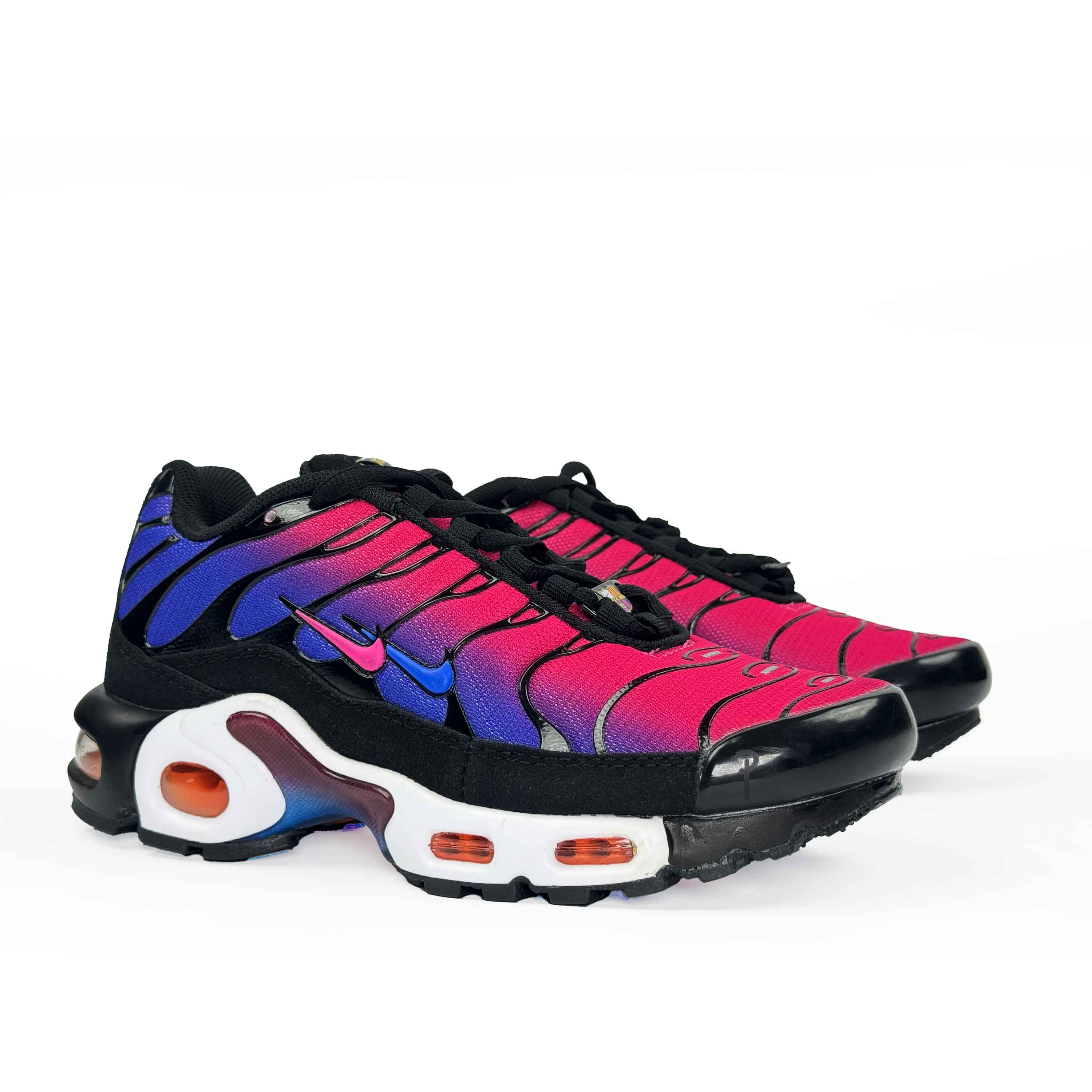 NIKE AIR MAX PLUS TN