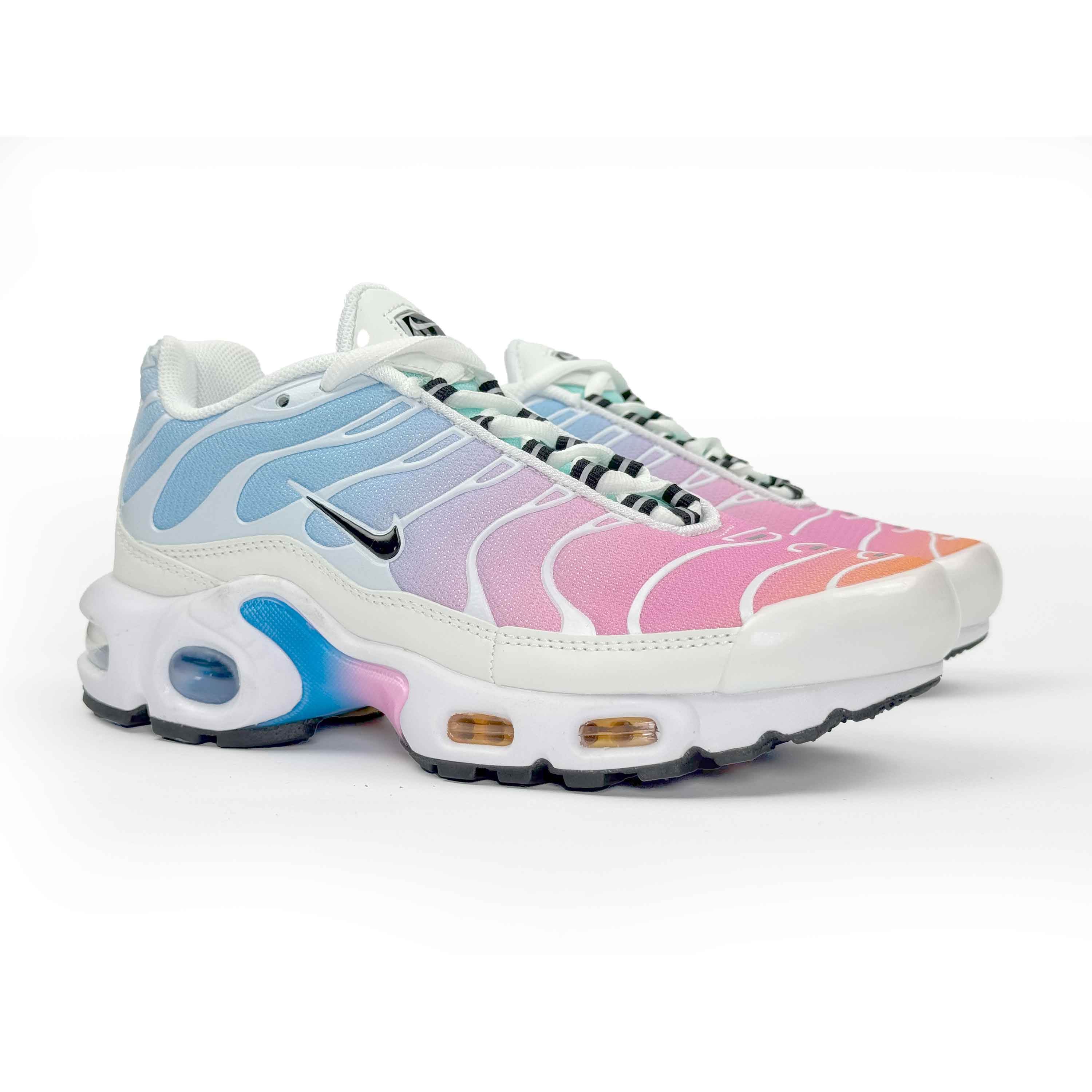 NIKE AIR MAX PLUS TN