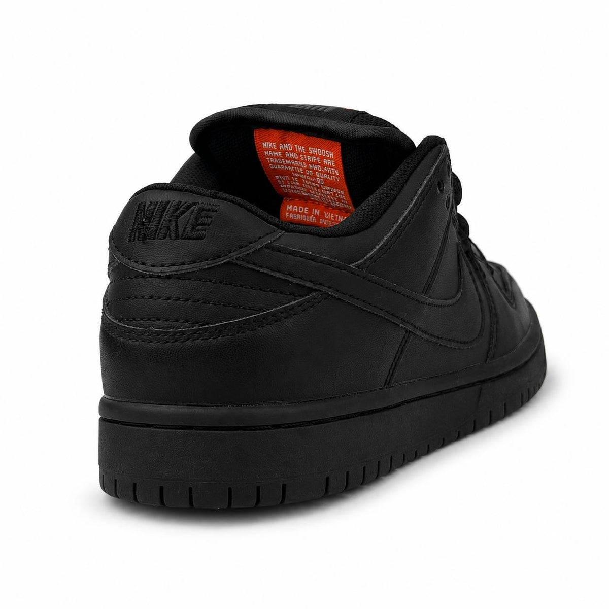 Nike SB Dunk Low Pro Triple Black