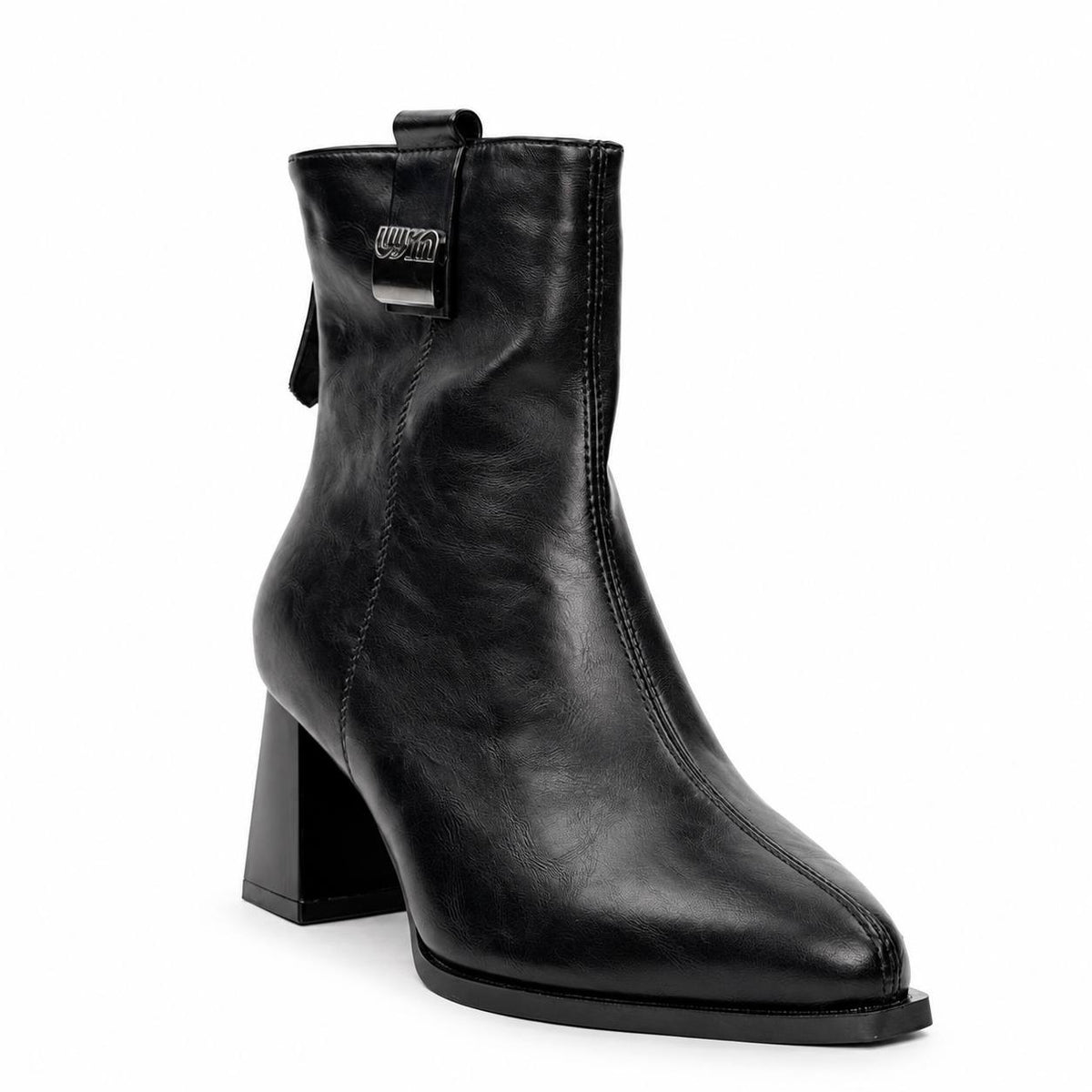 Boots 33-8