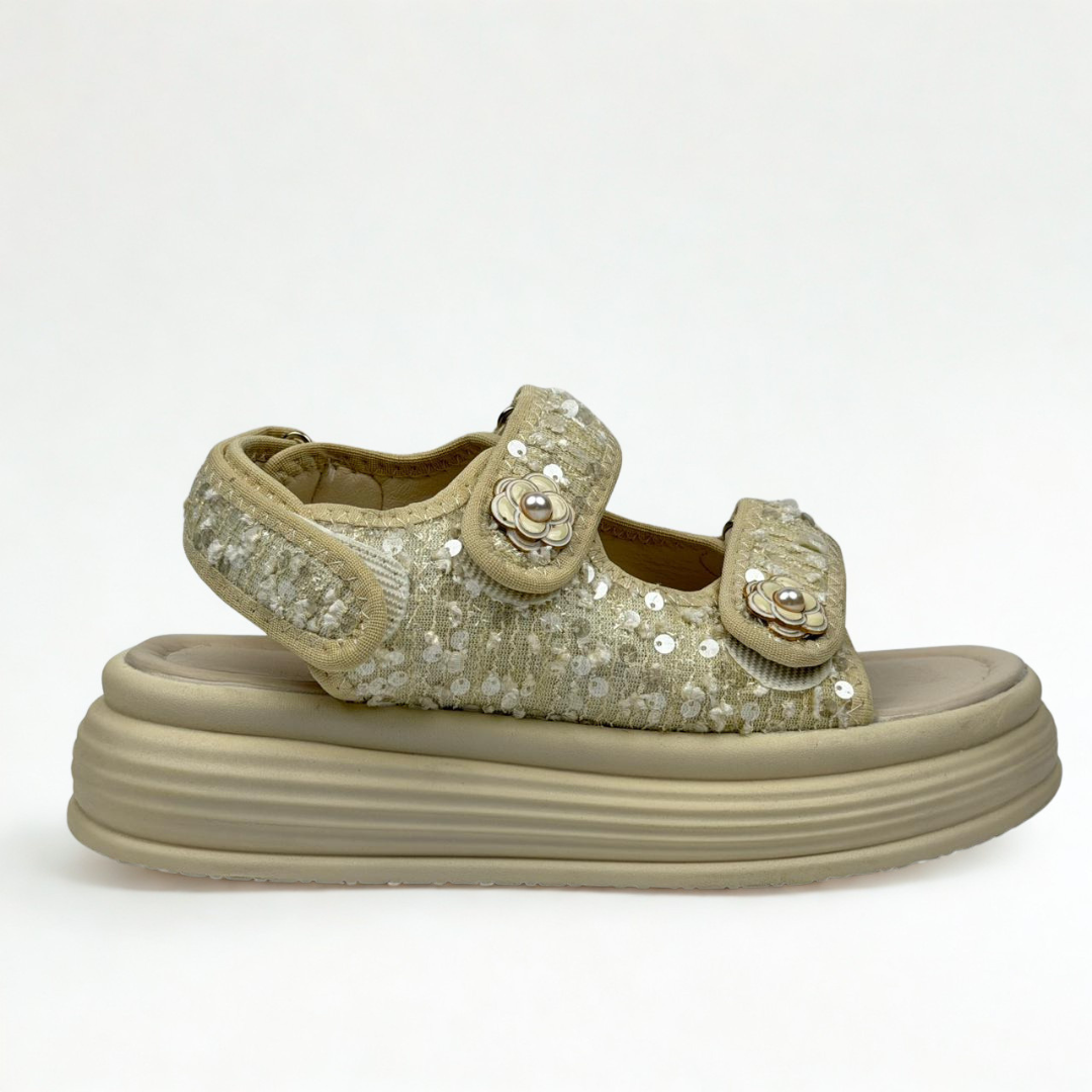 Sandal Y09