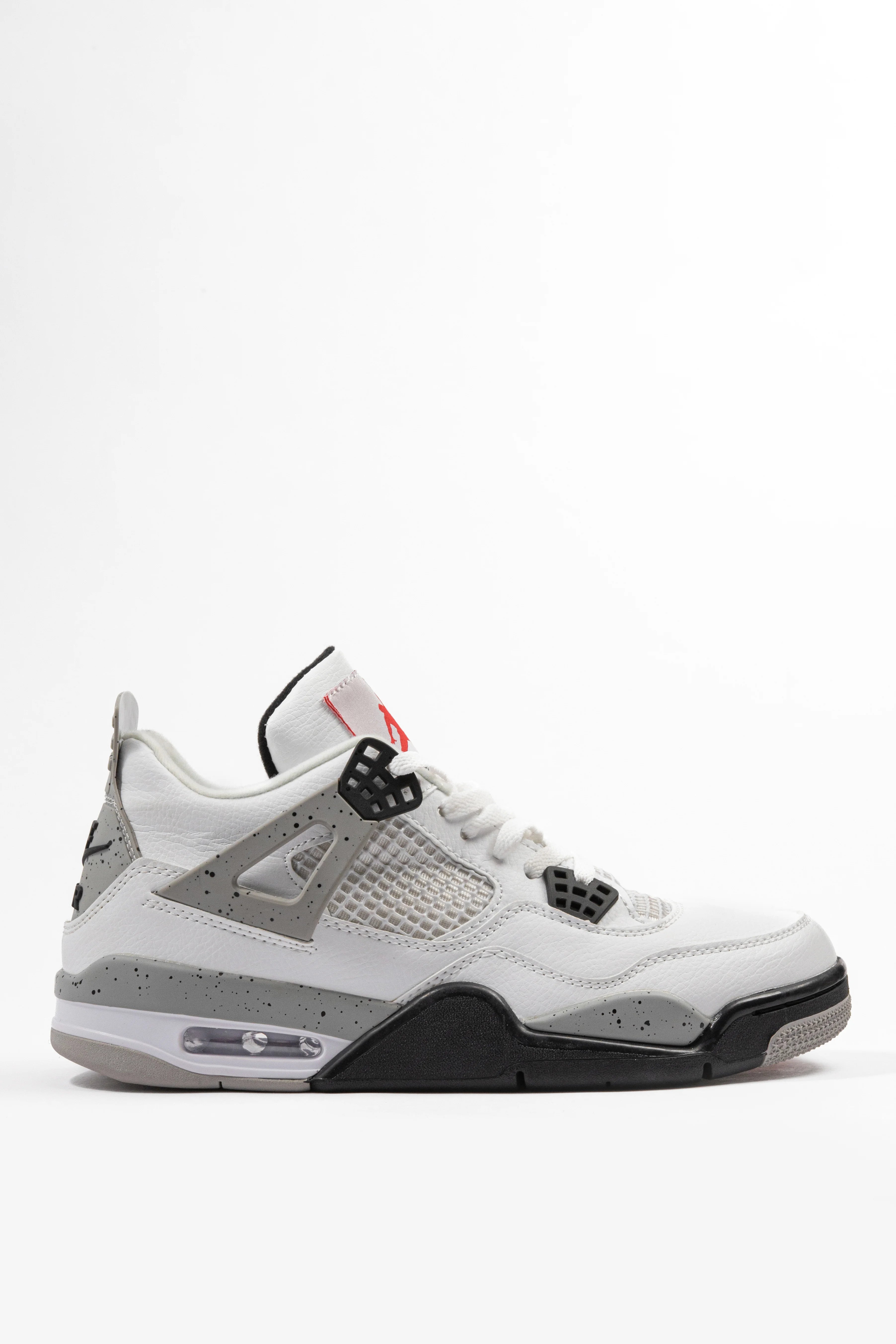 AIR JORDAN 4