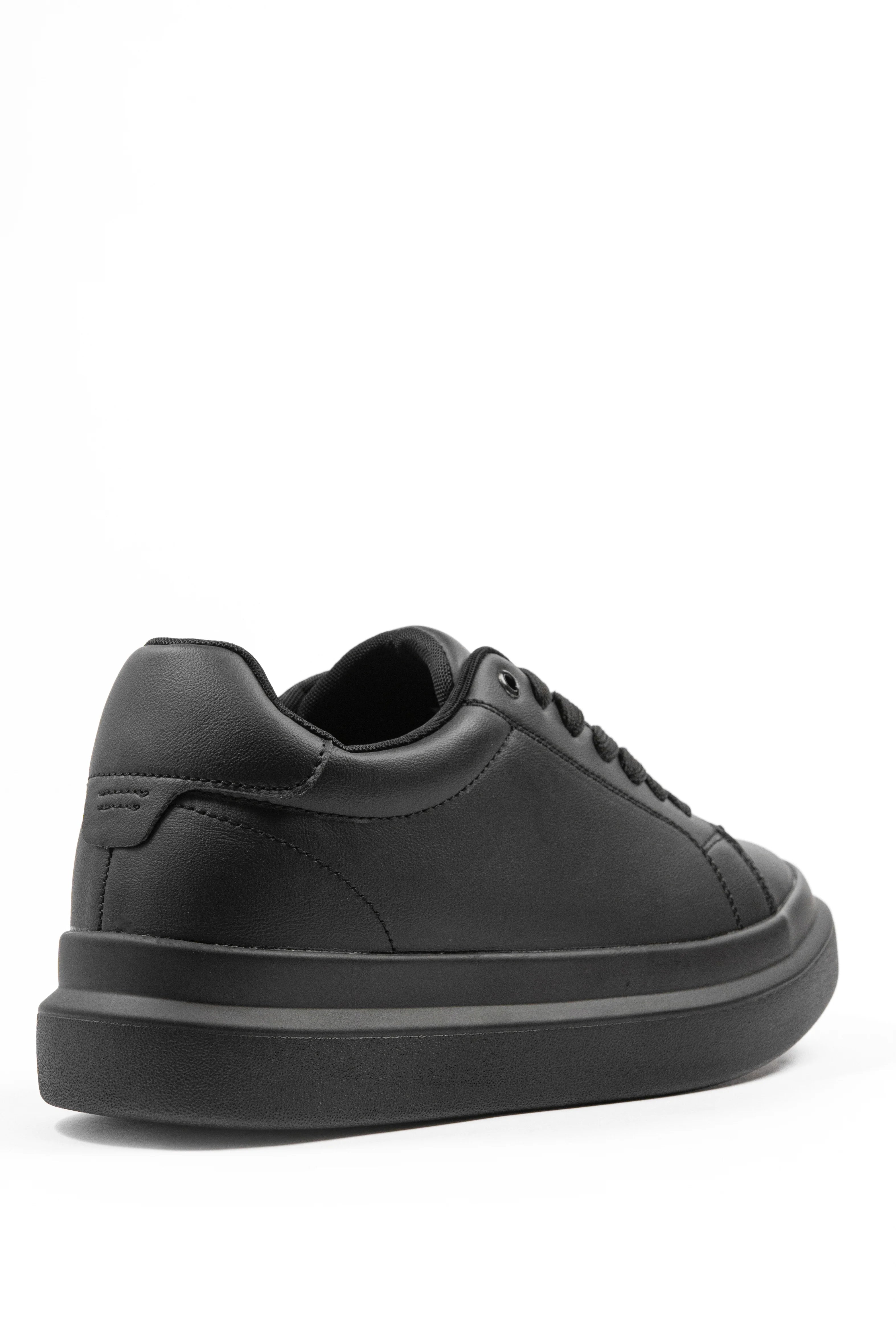 Pull & Bear Chunky Sole Sneakers Men