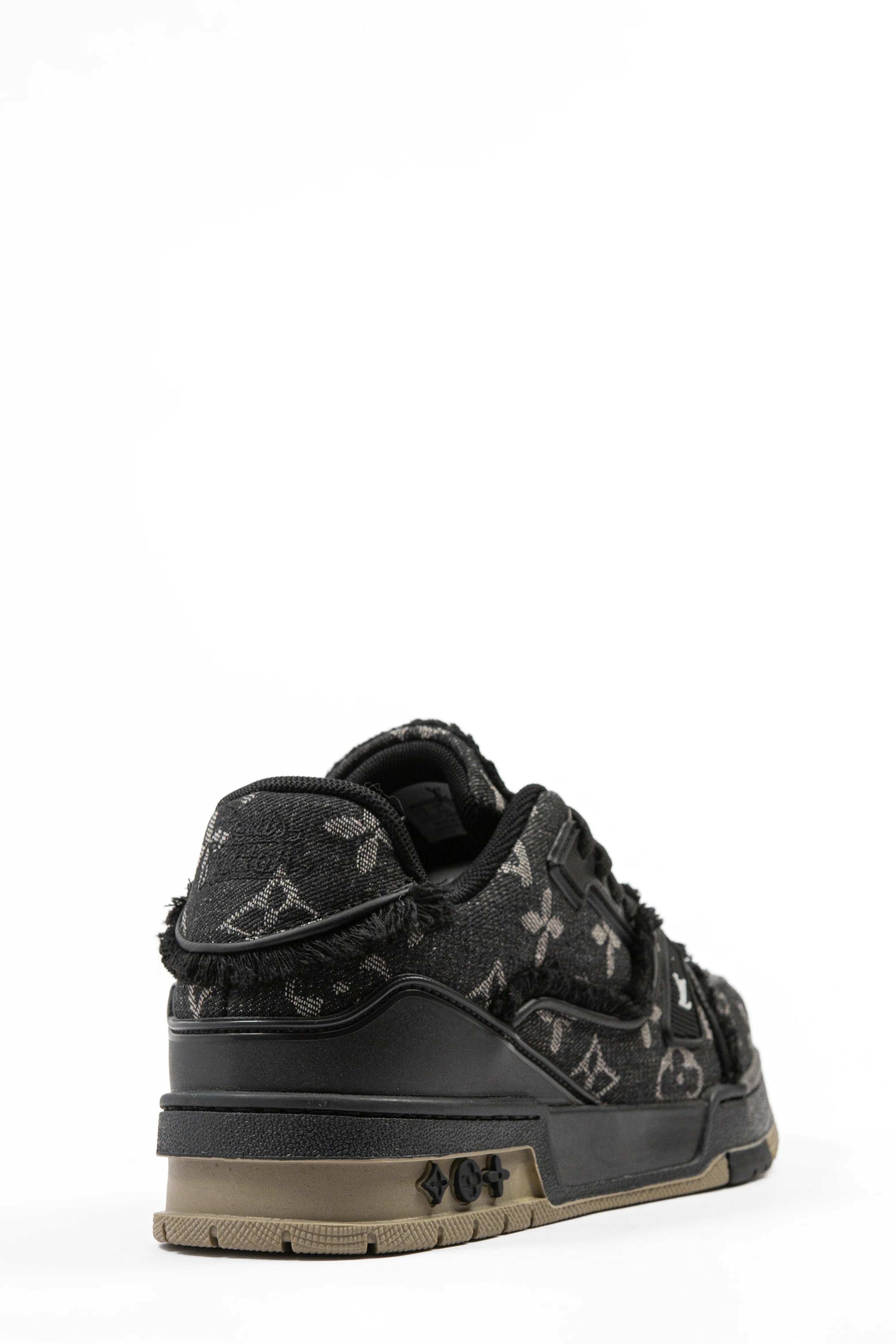 LV Trainer Sneaker 1AC4ZD