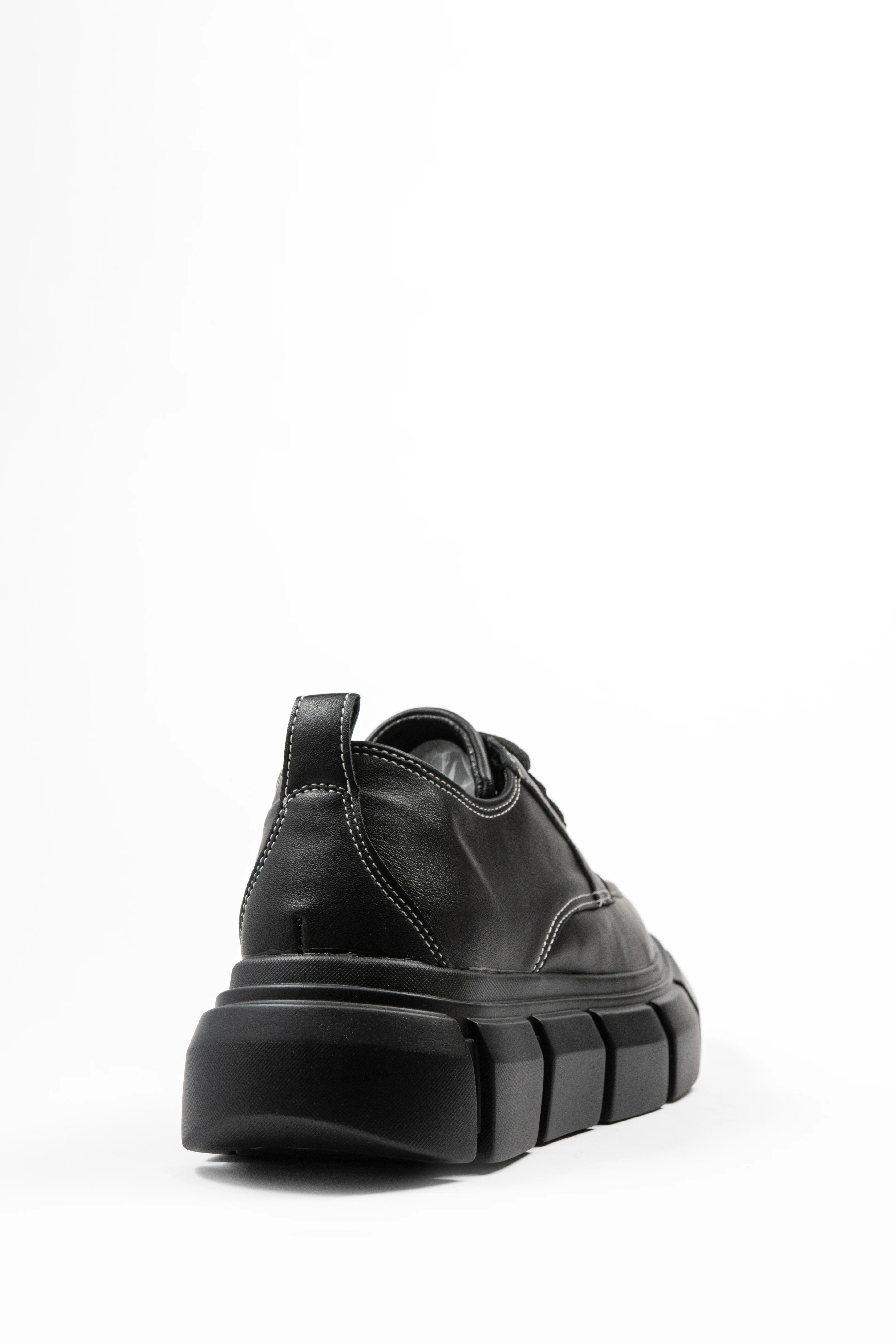 ZARA CHUNKY LACE UP WITH TOPSTITCHING