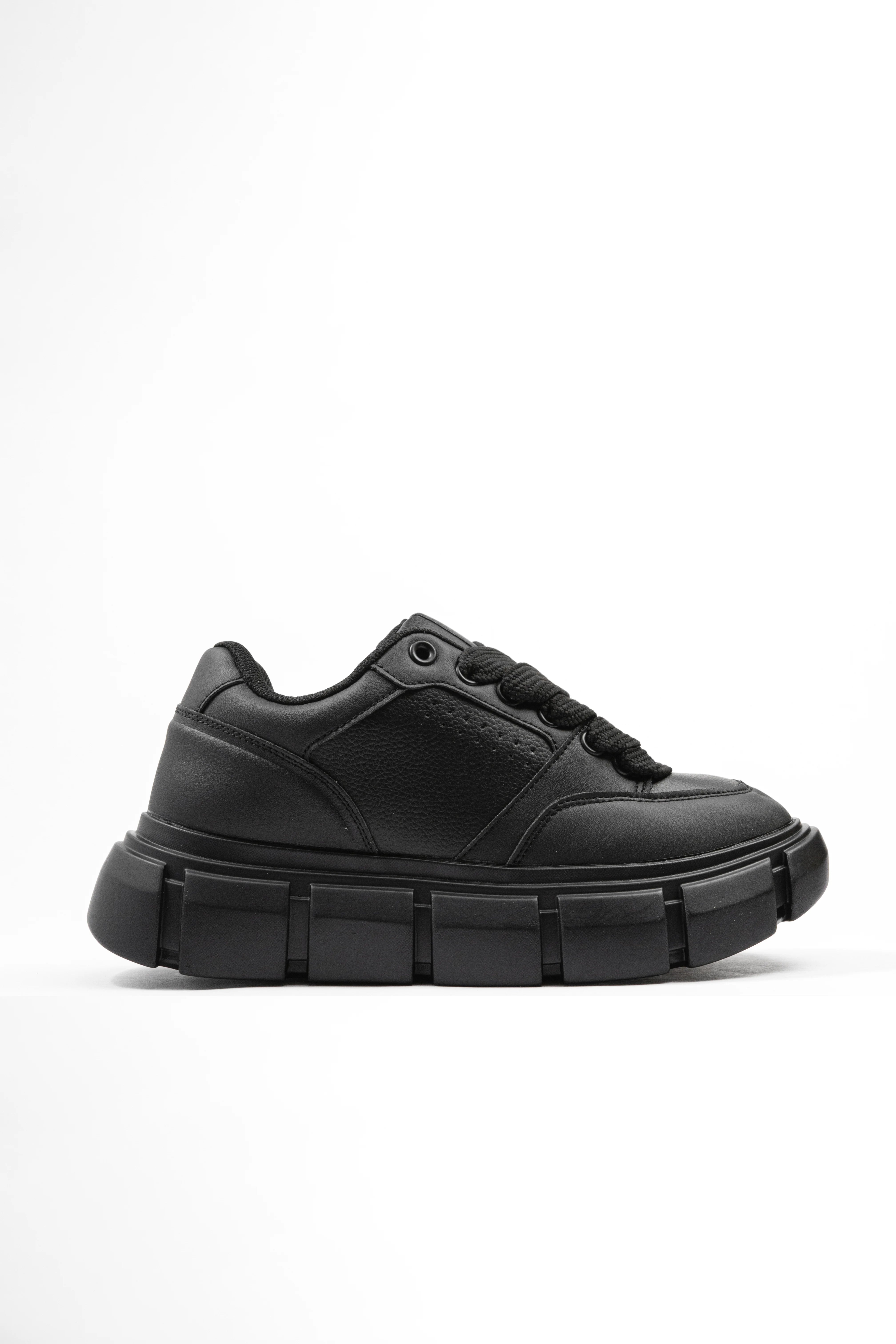Zara Chunky Lace Up Sneakers Man