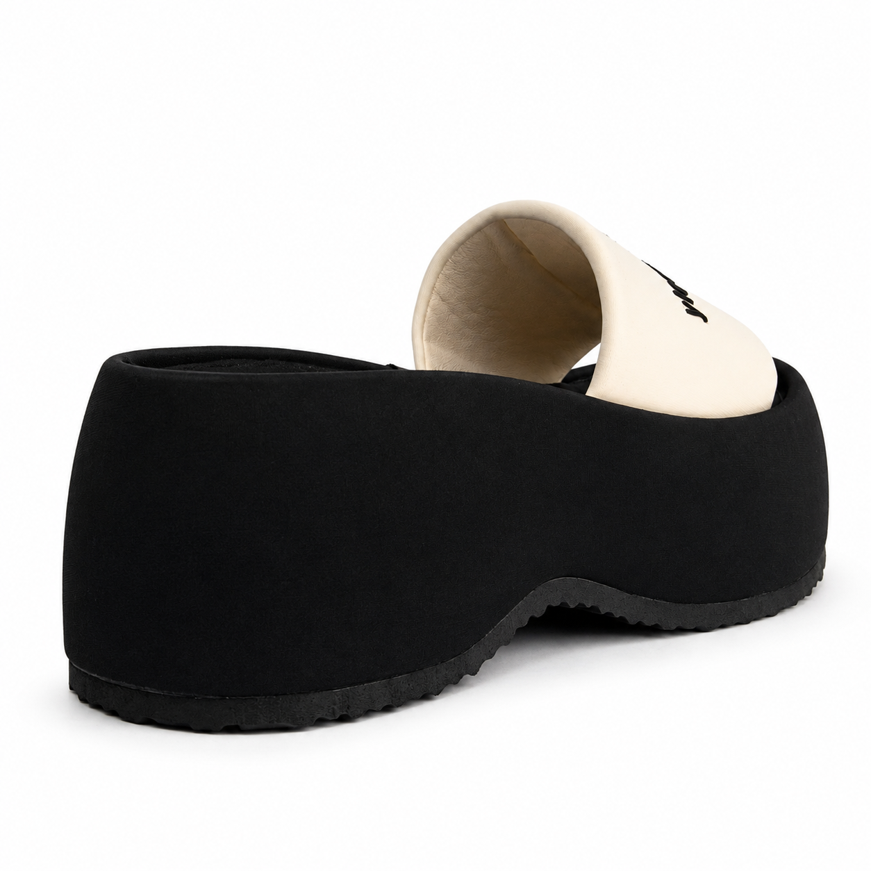 Slipper 6601 – Beige / Black